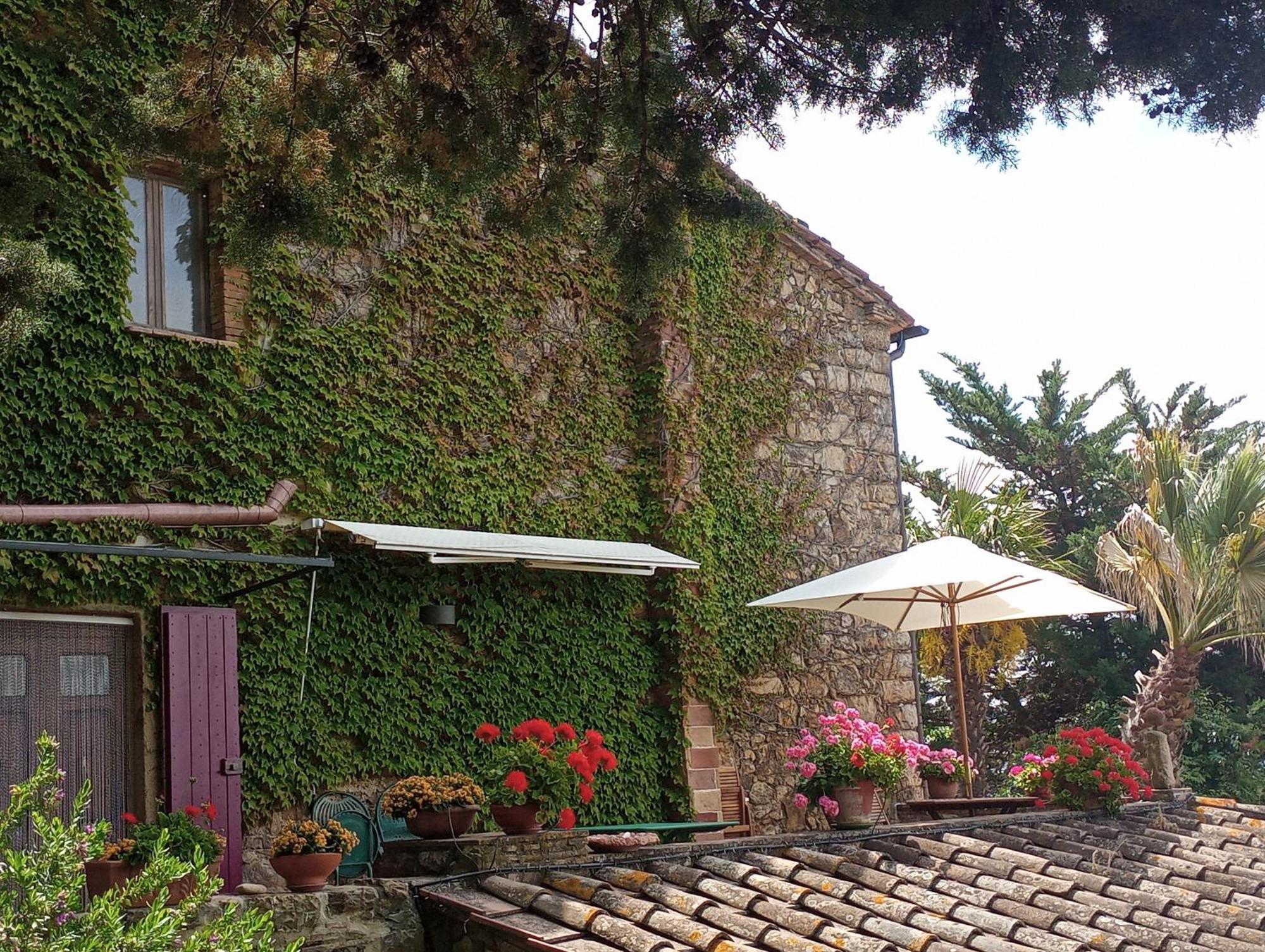 Montemassi Casa Marju旅馆 外观 照片